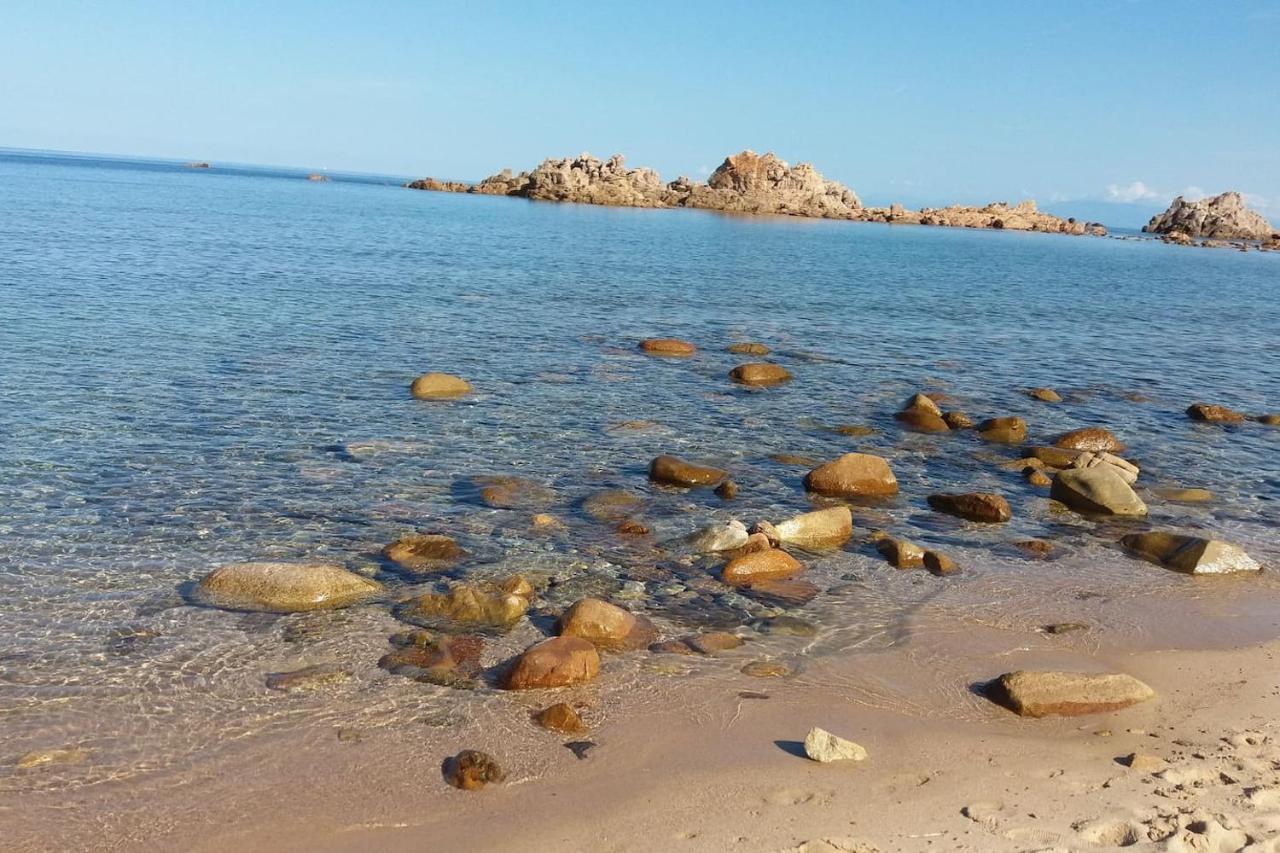 Un Angolo Di Paradiso A Pochi Passi Dal Mare Nel Villaggio Calarossa Isola Rossa Exterior foto
